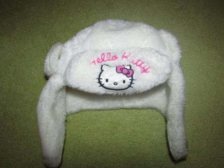 Nenosená teplučká ušianka hello kitty, sanrio,104