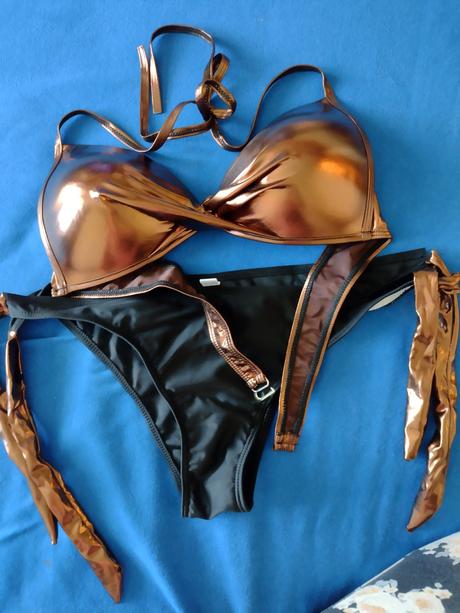Dámske lesklé bikiny - push xxl, xxl