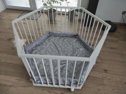 Drevená ohrádka, šírka (cm): 130,dĺžka (cm): 110