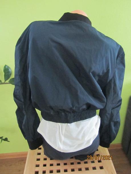 Bomber guess, guess,l