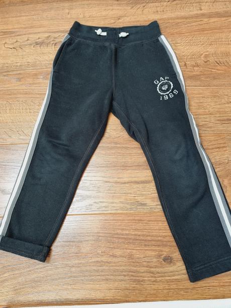 B1477 tepláky, gap, gap,122