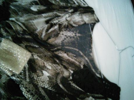 Damske saty hadi vzor, m