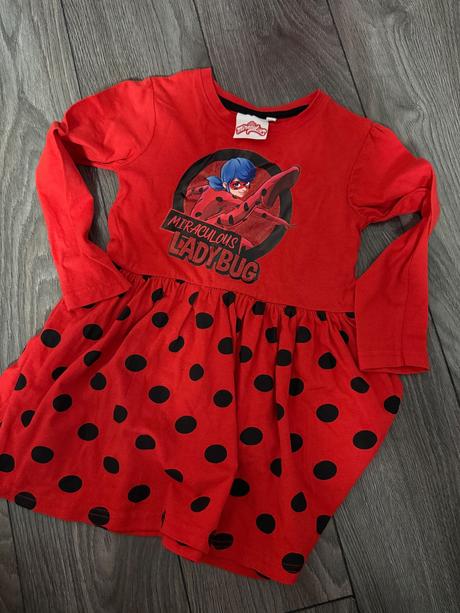 Apradne saty miraculous, disney,104