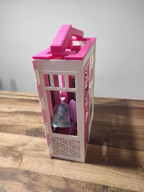 Barbie dom, 