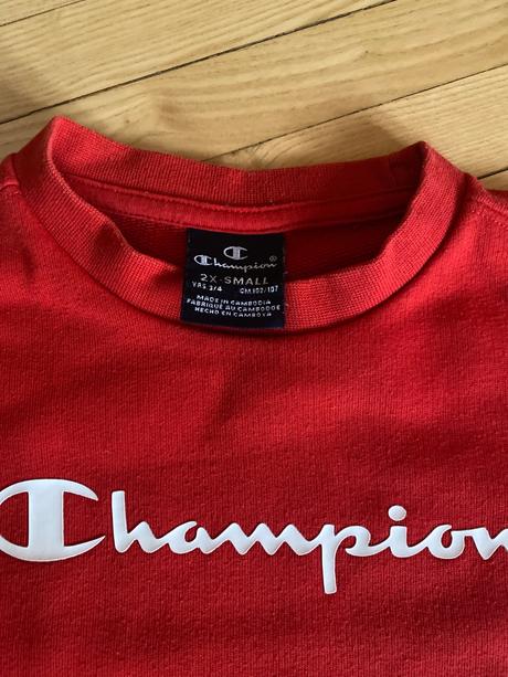 Mikina, champion,104