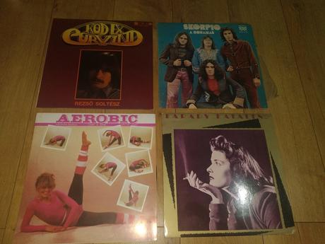 Rôzne vinylové platne,