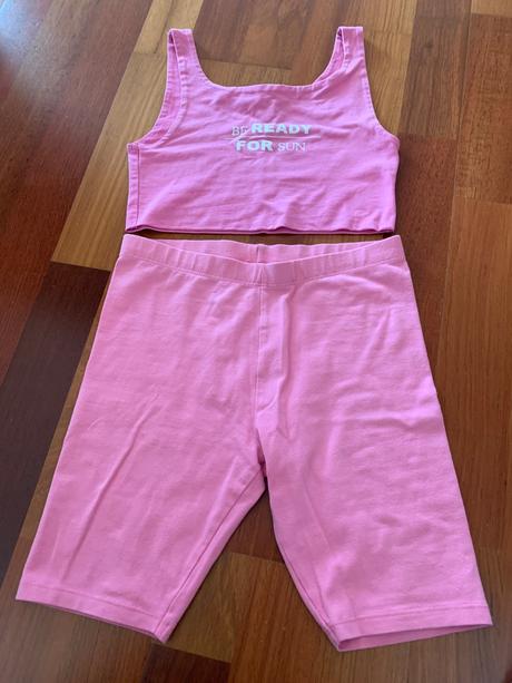 Šortky & croptop, 140