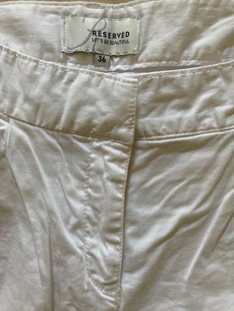 Biele nohavice, reserved,s