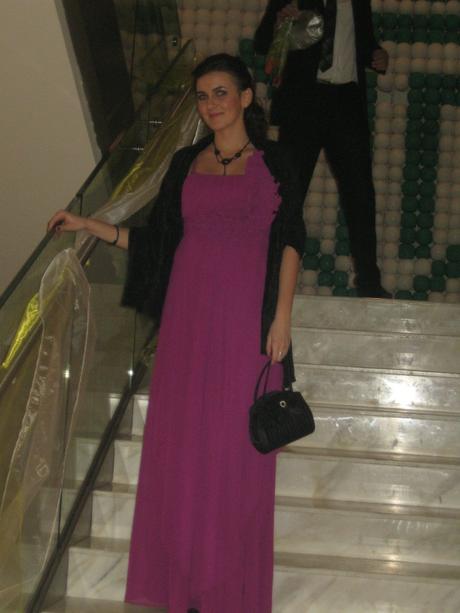 Plesové šifónové šaty, 40