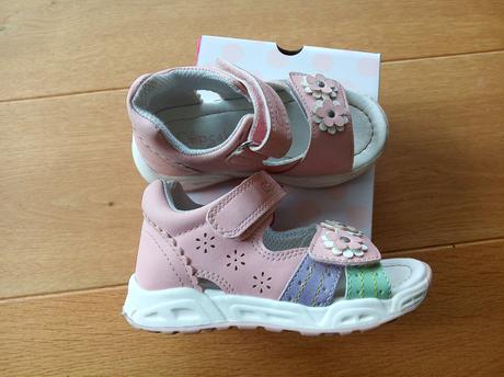 Sandálky, cupcake,23