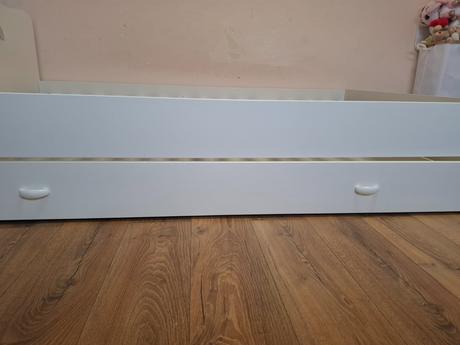 Posteľ, šírka (cm): 120,dĺžka (cm): 200