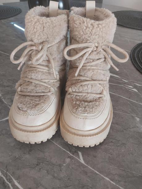 Béžové snehule, zara,32