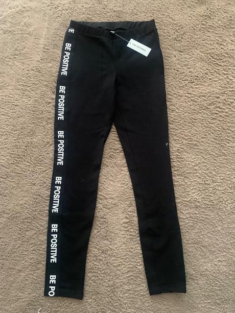 Legíny, calzedonia,146