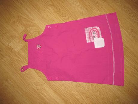 Cyklaménové šaty v. 98, 98