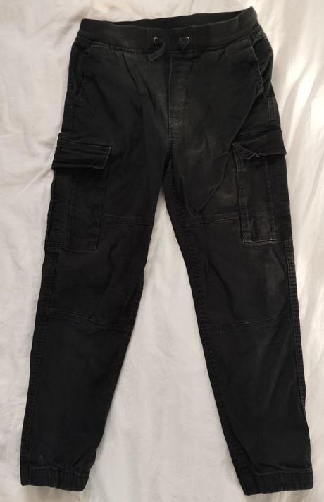 Rifle s pružným pásom, h&m,140