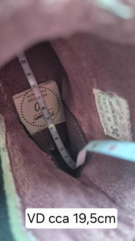 Snehule pusheen, reserved,30