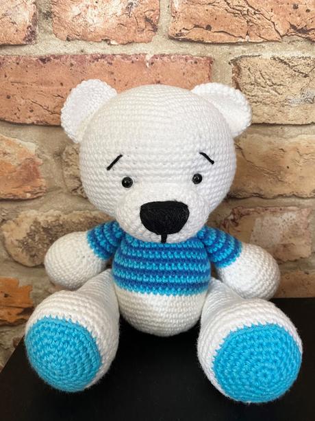 Macko (háčkovaný), 