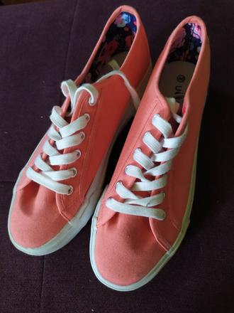 Platenky nenosene, 40