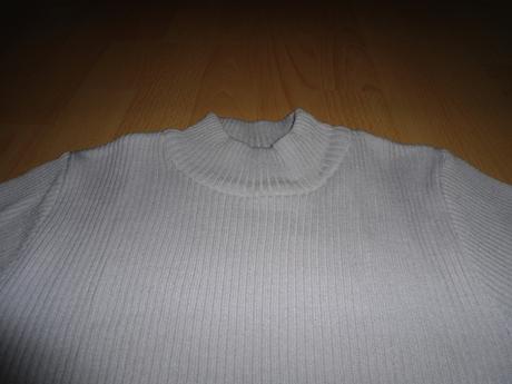 Bledofialove tricko / svetrik, 38