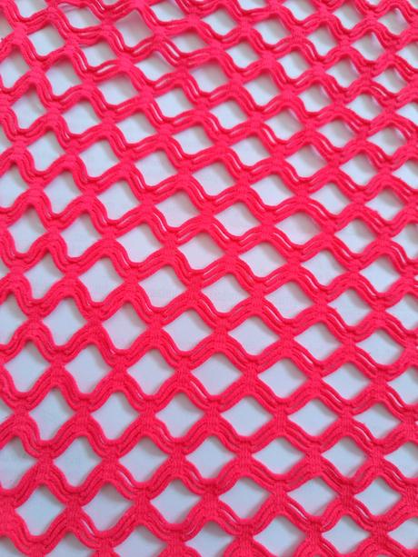 Sieťovaný svetrík, s