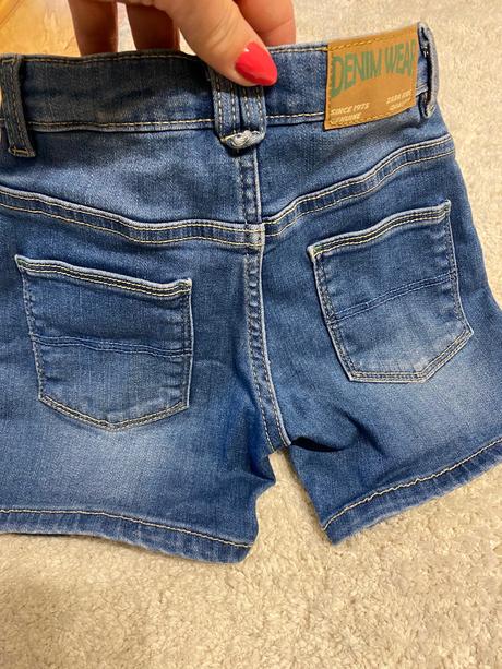 Šortky, zara,86