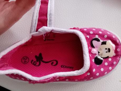Minnie papučky, 24