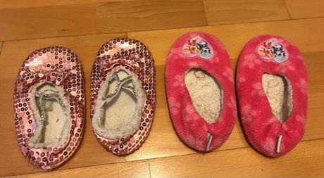 Vyberte si papučky paw patrol a princeznovske, 26