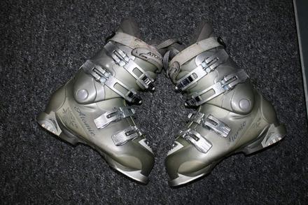 Lyžiarky atomic 37, atomic,37