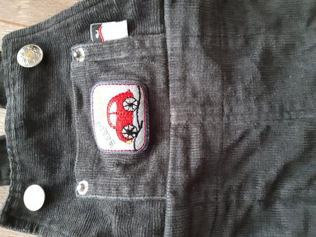 Nohavice na traky, modelko,86