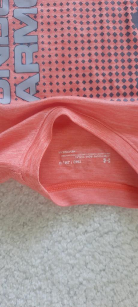 Ua tričko veľkosť 146, under armour,146