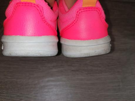 Lososove tenisky, adidas,21