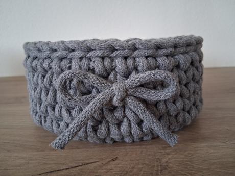 Háčkovaný košík, 