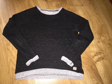 Sveter, reserved,146