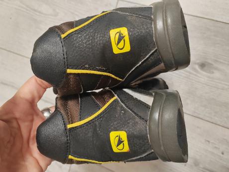 Zimne topanky crossroad, 27