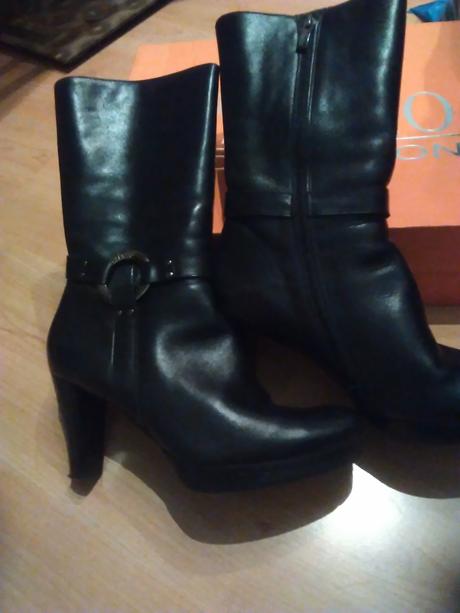 Kožené čižmičky s kožušinkou, 39