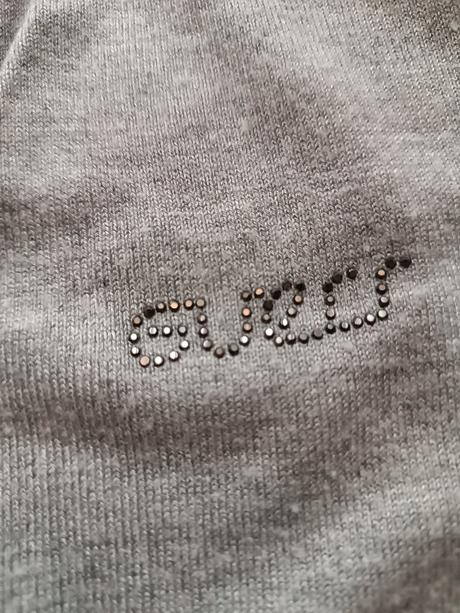 Elegantný sveter, guess,s