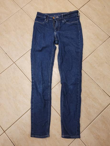 Dievcenske rifle, bonprix,140