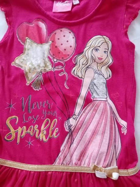 Cyklaménové šaty, 110