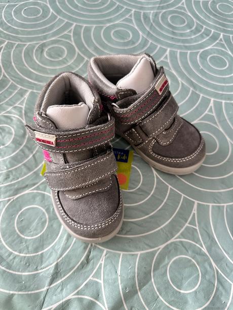 Sivo ružové krásne botasky protetika sendy, protetika,22