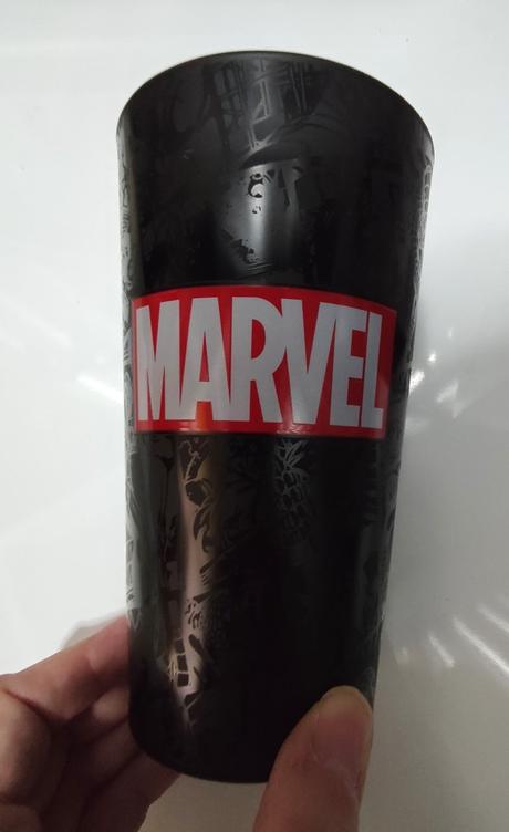 Marvel logo sklenený pohár paladone 400 ml,