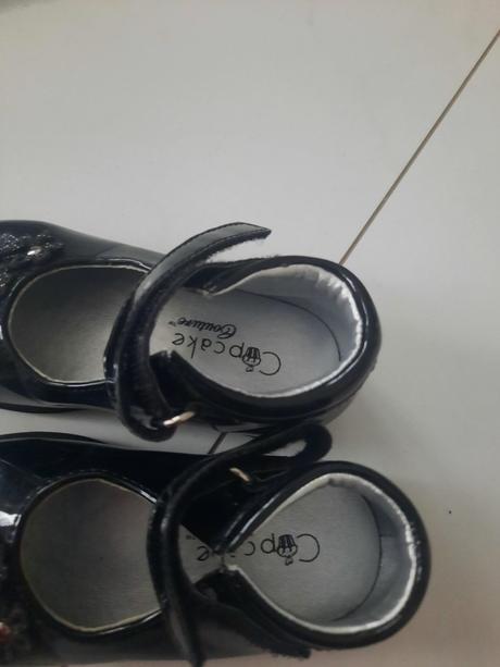 Topánky sandalky, cupcake,22