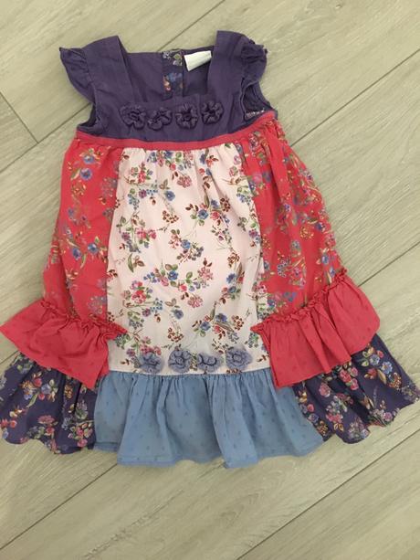 Nádherné šatočky, next,98