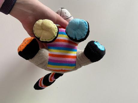 Plyšáčik - farebný mýval,