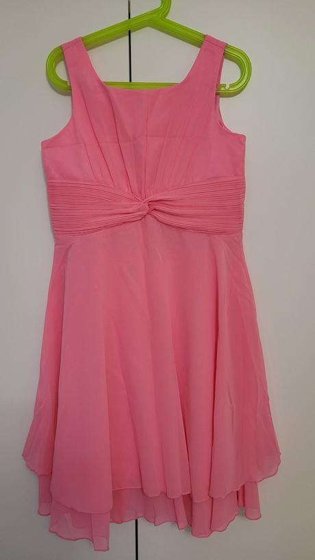 Slavnostne saty c., 134