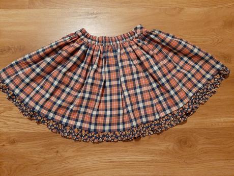 Suknicka, matalan,104