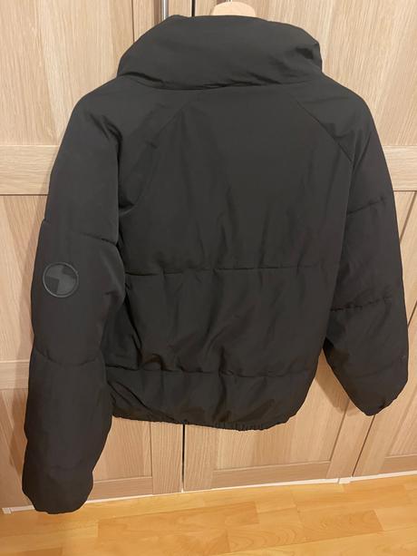 Damska - dievčenská bombera, bershka,s