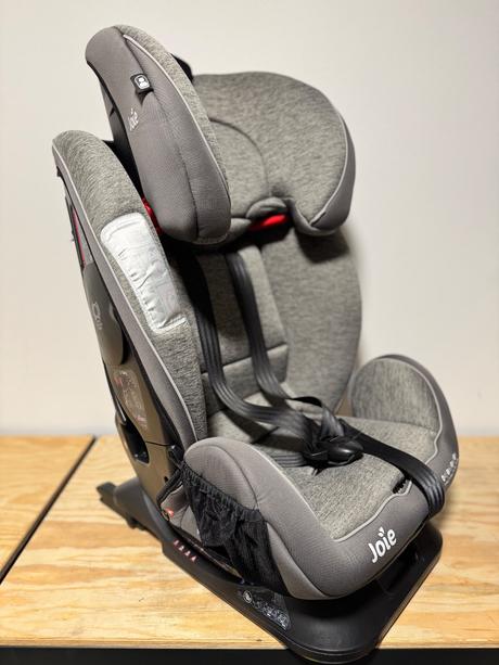 Autosedačka 0-36 kg isofix, rastúca, joie