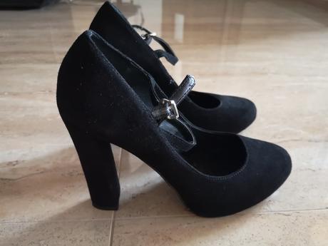 Vysoké lodičky, 39