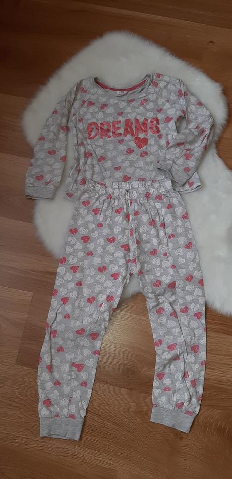 Srdiečkové pyžamo 122/128, pepco,122
