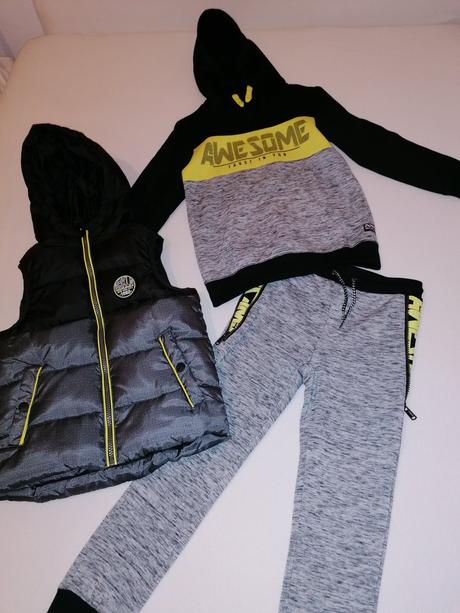 Komplet - vesta, mikina, tepláky, 128
